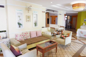 Гостиница Rungnatee Place & Boutique Hotel  Samet